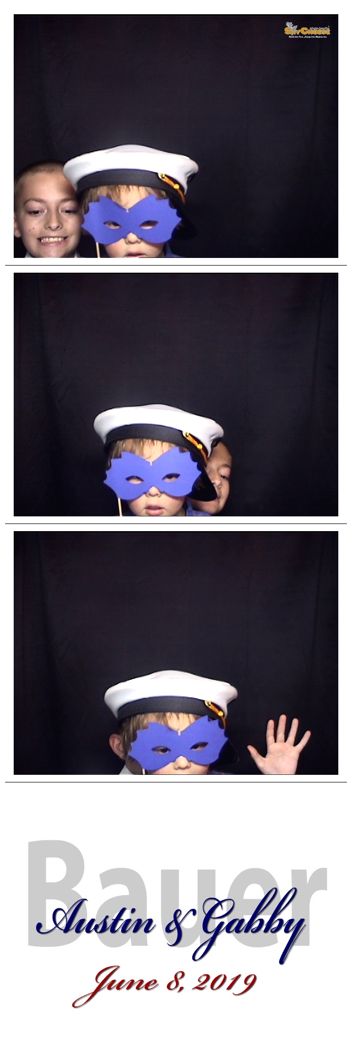 Bauer / Gregory Wedding  | View more photos from the event at gallery.saycheesephotobooth.com/u/SayCheesePhotoBooth/Bauer-Gregory-Wedding